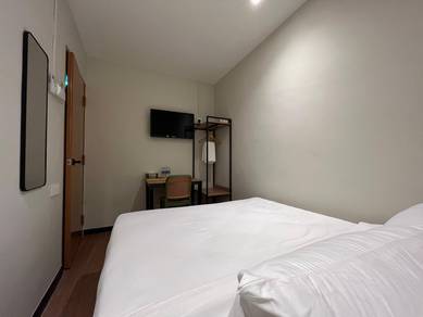 Early Bird Promo ⭐ Room for Rent near Jonker Walk, Dataran Pahlawan