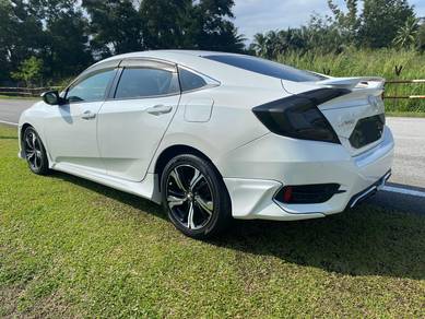 Honda CIVIC 1.5 TC (A)