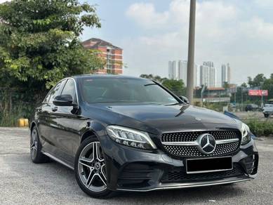 Mercedes Benz C200 2.0 AMG LINE (A) F/LOAN