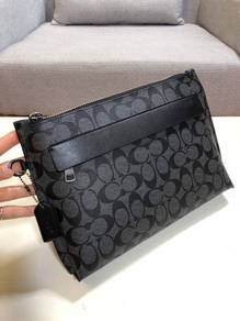 Coach logo print pouch Original