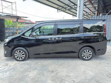 Toyota ESQUIRE 2.0 Gi (A)