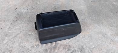 Estima acr50  console box black color
