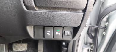 Honda JAZZ 1.5 V (A) 3 year warranty