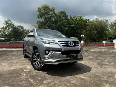 Toyota FORTUNER 2.4 VRZ 4X4 (A) Diesel