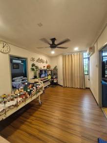 Murahh Corner Renovated🔥Rista Villa Apartment, Putra Perdana, Puchong
