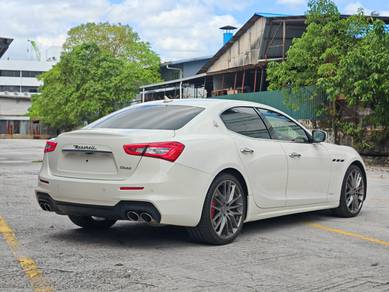 Maserati GHIBLI 3.0 V6 (A) GRANSPORT UNREG