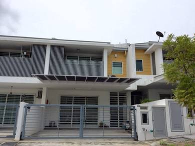(Nice Condition) Tmn Nadayu 92 Kajang New Double Storey House For sale