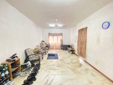 753 Sqft, Flat PKNS Seksyen 7, Shah Alam, Selangor.