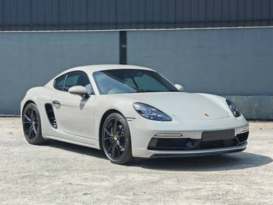 Porsche 718 CAYMAN 2.0 (A) PDLS+ BOSE UK UNRE