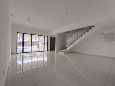 [PELANCARAN BARU SEREMBAN 3] SAIZ 20'x100' Rumah 2 Tingkat Terbesar!!!