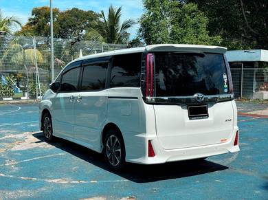 Toyota NOAH 2.0 WXB (A)
