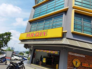 Ground floor shop for rent Taman Bukit Serdang