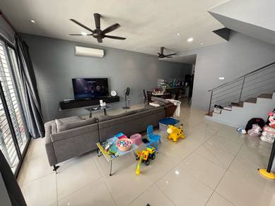 [22x70] 2 Storey Terrace Bandar Country Homes , Desa 7 , Near Aeon