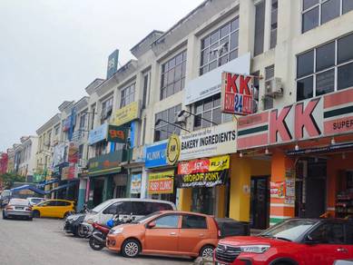 3 Storey Shop Facing Mainroad Taman Subang Impian,Sek U5,Selangor Sale