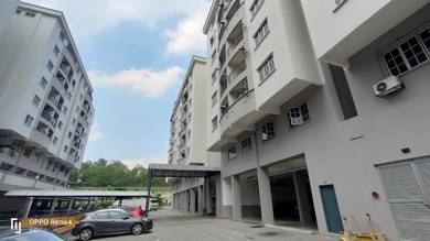Kemensah Villa Condominium with 2 car park