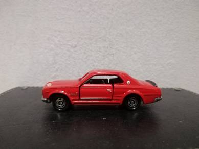 Vintage Tomica Skyline HT2000GT