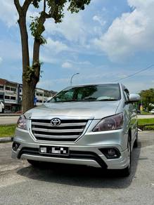 Toyota INNOVA 2.0 G (A)