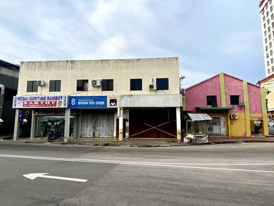 Corner Unit 2 Sty Shop Lot for Sale Near Summit, Nasi Kandar & MR.DIY
