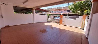 [BELOW MARKET VALUE] Batu Berendam [Renovated] 2-Storey Terrace House