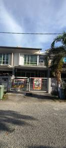 Double Storey House at Bandar Saujana Putra (SP1 area! Beside Mahsa!)