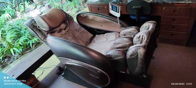 Ogawa Smart Aire Zero Gravity Massage Chair