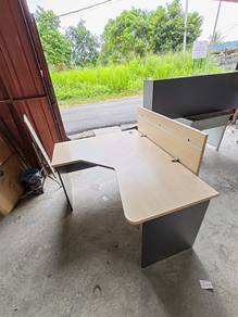 Meja office L Shape