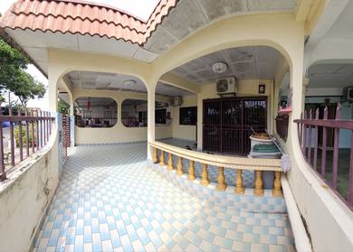 FACING OPEN NON BUMI FULLY RENO 1 Storey Taman Seri Duyong Melaka