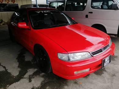 Honda ACCORD 2.2 VTEC BESAR - AUTO MERAH RED