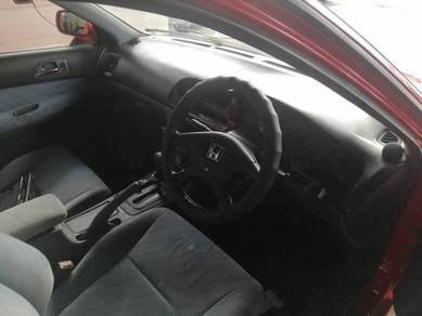 Honda ACCORD 2.2 VTEC BESAR - AUTO MERAH RED