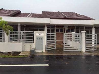 Single storey house bandar Putera 2 jalan kebun nenas Johan Setia