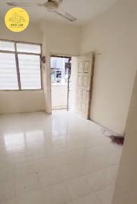 Cheapest Deal !! Taman Batu Uban, 700 Sqft, Low Floor, 2 Carparks !!