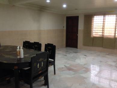 1.5 sty house Taman Taynton View Cheras Connaught BELOW MARKET PRICE