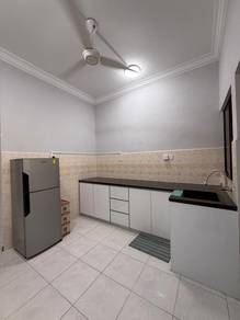 MALIM ( CHENG ) Emerald Court Apartment With Full Furnished