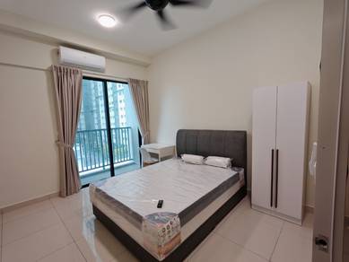 Balcony Room near Pav Bukit Jalil Include Utilities | near LRT/MALL
