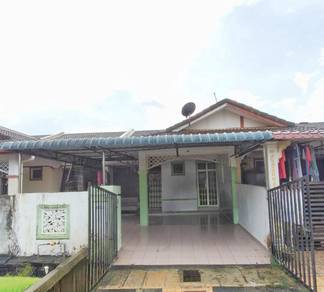 FREE FACING SINGLE STOREY HOUSE TMN PASIR PUTiH FOR SALE