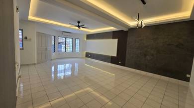 Double Storey Bandar Utama 12-Freehold, Kitchen Extended, Refurbish