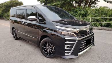 Toyota VOXY 2.0 ZS KIRAMEKI 2 (A)