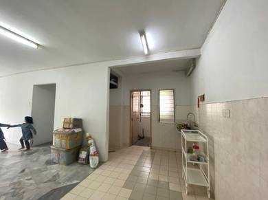 Putra Permai Apartment,Seri Kembangan