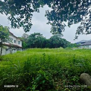 Bungalow land below market Bukit Meringin Kajang behind public land