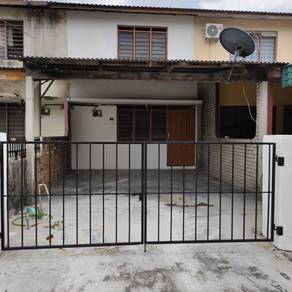 Double Storey , Bandar Lahat Baru, Ipoh