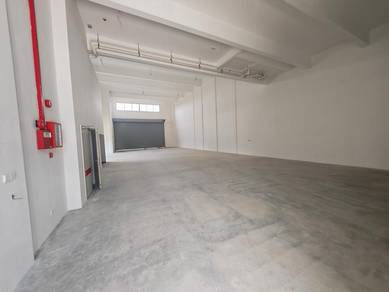 Meru, Klang. 3 Storey Link Factory