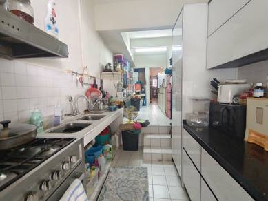 Taman Melawati Freehold Basic unit Walking distance to mosque