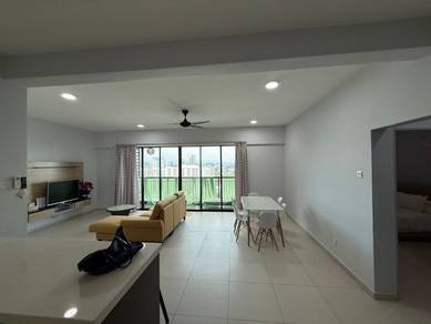 Corner Serin Residency 4 Rooms Condo In Lakepoint D'Melor Cyberjaya