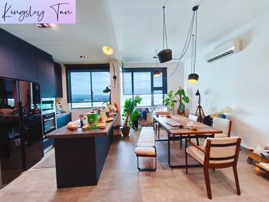 Bay 21 | Well-renovated unit of RM250k | For Sale