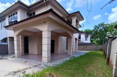 Double storey semi detached house, Taman Melawati, Skudai, Gelang Pata