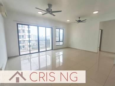 Tree Sparina 1300sf 2CarPark Renovated Corner Unit Bayan Lepas Airport