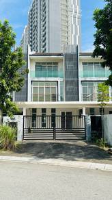 Bandar Baru Bangi Avenue 3 STY Terrace House 7 Room 7 Bath 20 X 80