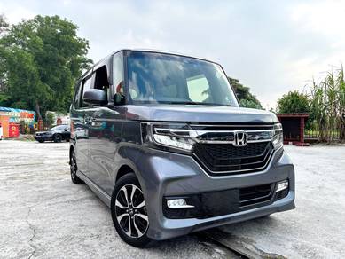 Honda N BOX 660 CUSTOM REGG 2025 POWER DOOR