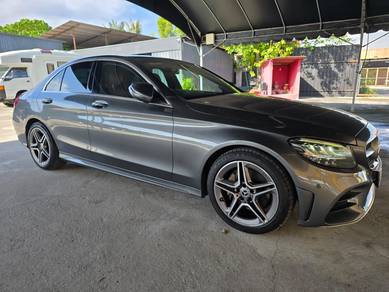 Mercedes Benz C200 2.0 AMG LINE (A)