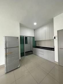 2 rooms Partial Furnished 8 mins to Mid Valley Sunway Velocity